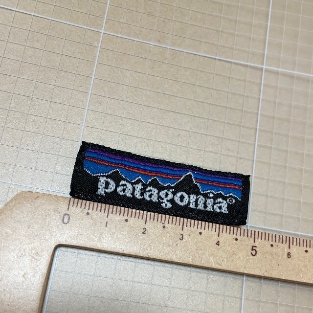 patagonia(パタゴニア)のパタゴニア　patagonia　タグ　ワッペン ハンドメイドの素材/材料(各種パーツ)の商品写真