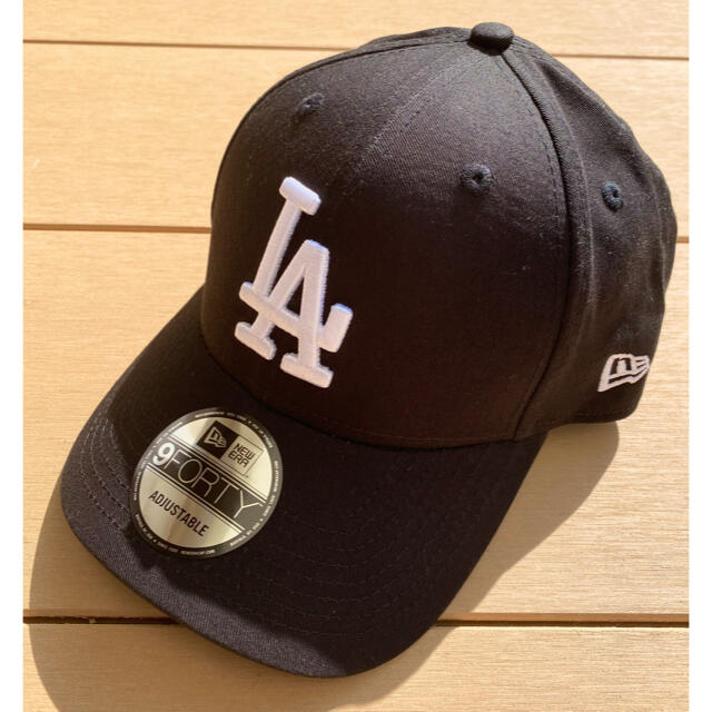 NEW ERA(ニューエラー)の新品未使用 ニューエラ LA キャップ ドジャース 黒 ブラック メンズの帽子(キャップ)の商品写真