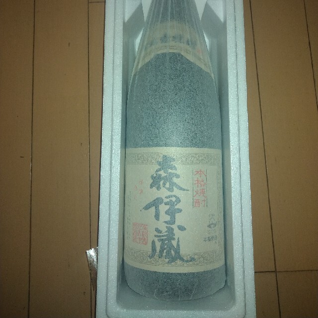 本格芋焼酎 森伊蔵 1800ml 1月到着分 い出のひと時に、とびきりの