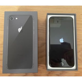 アップル(Apple)のiPhone8 64GB SIMフリー(スマートフォン本体)