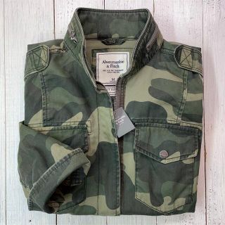 アバクロンビーアンドフィッチ(Abercrombie&Fitch)の【SALE】美シルエット♡大人カモフラ柄/ジャケット【M】アバクロ/迷彩(ミリタリージャケット)