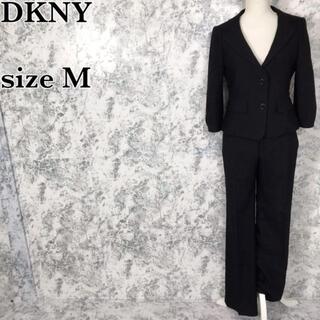 上品な DKNY スーツ セットアップ レディース スーツ - パンツスーツ 