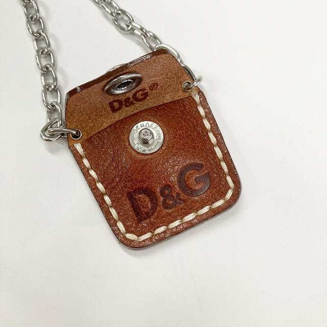 D&G(ディーアンドジー)のD&Gディー&ジー　ドルガバ　メンズ　ネックレス　 ブラウン　レザー メンズのアクセサリー(ネックレス)の商品写真