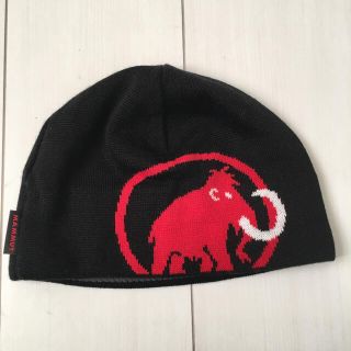 マムート(Mammut)の新品　MAMMUT キャップ　ビーニー　ブラック　パタゴニア  ノースフェイス(ニット帽/ビーニー)