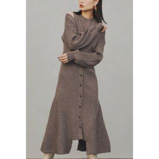 リリーブラウン(Lily Brown)の[リリーブラウン] レイヤードニットワンピース  新品　　タグ付き(ロングワンピース/マキシワンピース)