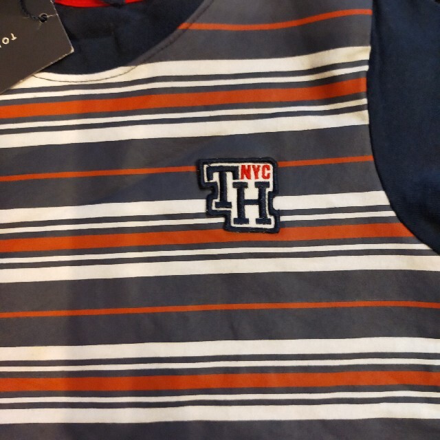 TOMMY HILFIGER(トミーヒルフィガー)の新品☆トミー・ヒルフィガーＴシャツ☆110 キッズ/ベビー/マタニティのキッズ服男の子用(90cm~)(Tシャツ/カットソー)の商品写真