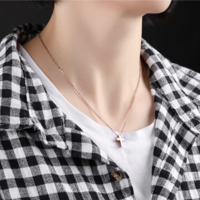 ペアで毎日使える チタンの十字架❤️ 18K 刻印入 変色しないさびない