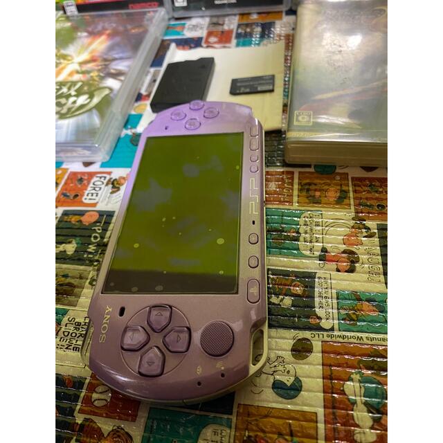 PlayStation Portable(プレイステーションポータブル)のPSP3000希少ライラックパープル エンタメ/ホビーのゲームソフト/ゲーム機本体(携帯用ゲーム機本体)の商品写真