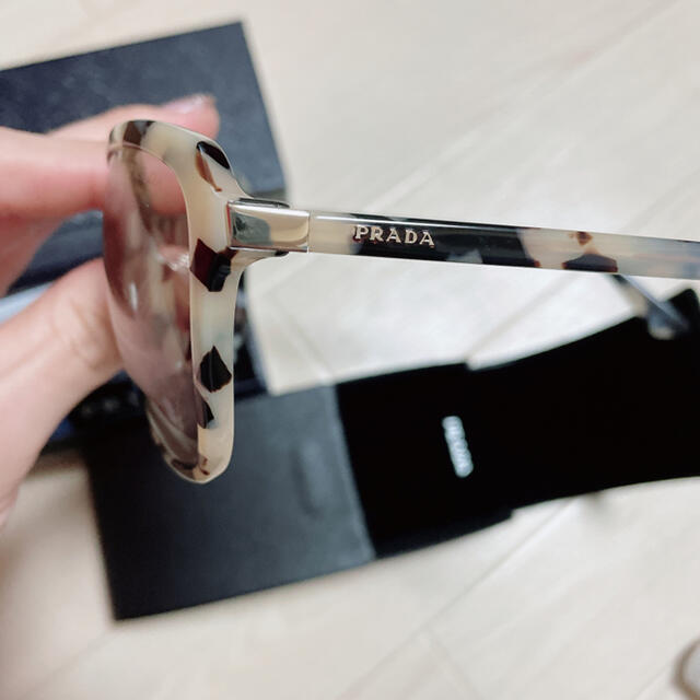 PRADA(プラダ)のPRADA サングラス レディースのファッション小物(サングラス/メガネ)の商品写真