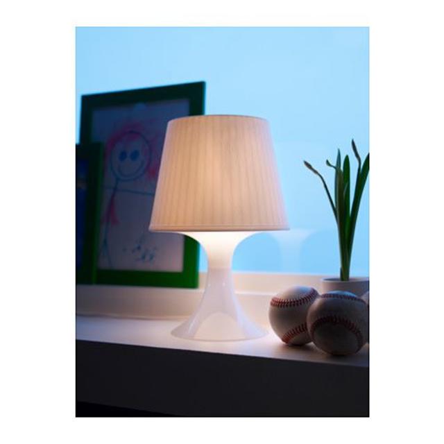 【IKEA】 テーブルライト LAMPAN ホワイト インテリア/住まい/日用品のライト/照明/LED(テーブルスタンド)の商品写真