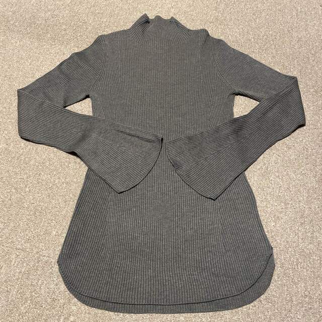 UNIQLO(ユニクロ)のユニクロ　3Dリブハイネックセーター　06GRAY Lサイズ レディースのトップス(ニット/セーター)の商品写真