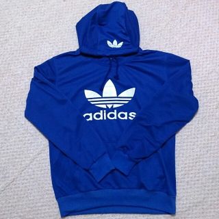 アディダス(adidas)のadidas パーカー(パーカー)