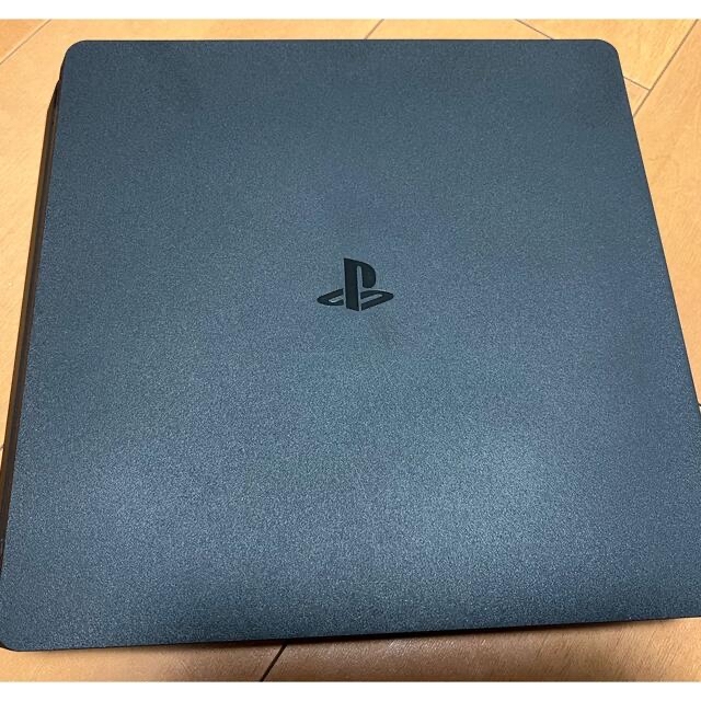 PlayStation4(プレイステーション4)のPS4 本体 エンタメ/ホビーのゲームソフト/ゲーム機本体(家庭用ゲーム機本体)の商品写真
