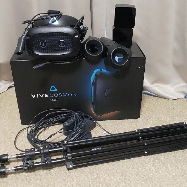 HTC - VIVE Cosmos Elite 三脚セットの通販 by ハイジ's shop HTC - VIVE Cosmos Elite 三脚セットの通販 by ハイジ's shop