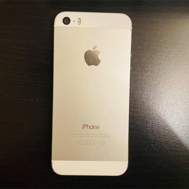 iPhone(アイフォーン)のiPhone 5s Silver 16 GB docomo スマホ/家電/カメラのスマートフォン/携帯電話(スマートフォン本体)の商品写真