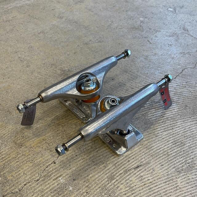 新品送料無料 INDE FORGED HOLLOW TRUCK 144 - スケートボード