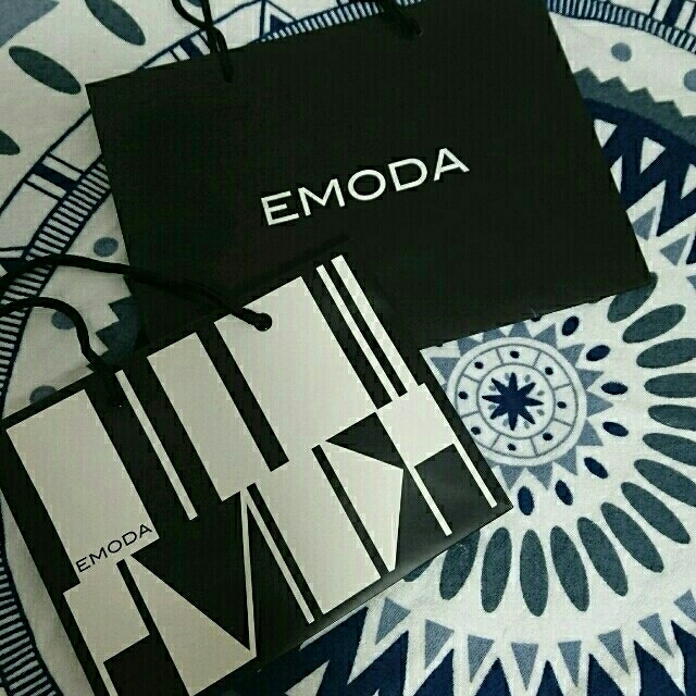 EMODA(エモダ)のEMODA❤ショッパー２枚 レディースのバッグ(ショップ袋)の商品写真