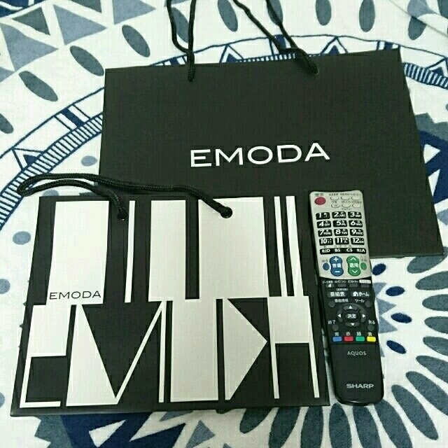 EMODA(エモダ)のEMODA❤ショッパー２枚 レディースのバッグ(ショップ袋)の商品写真
