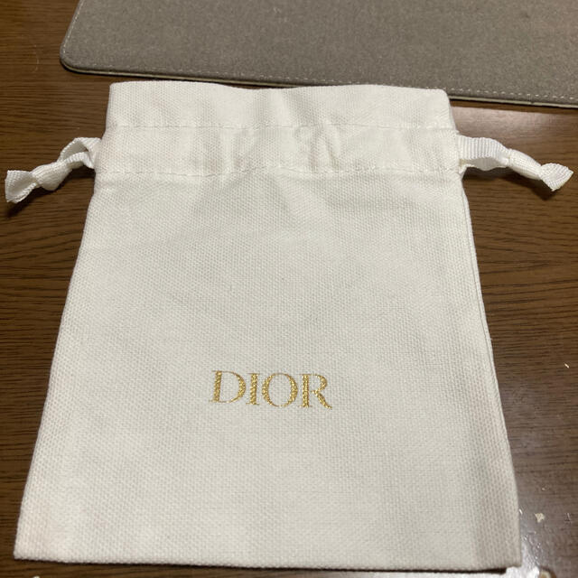 Dior(ディオール)のディオール　　巾着袋　ノベルティ  エンタメ/ホビーのコレクション(ノベルティグッズ)の商品写真