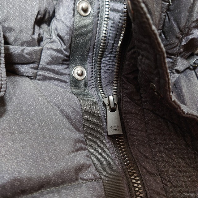 TATRAS ダウンジャケット 小紋柄 PANTALEO チャコールグレー