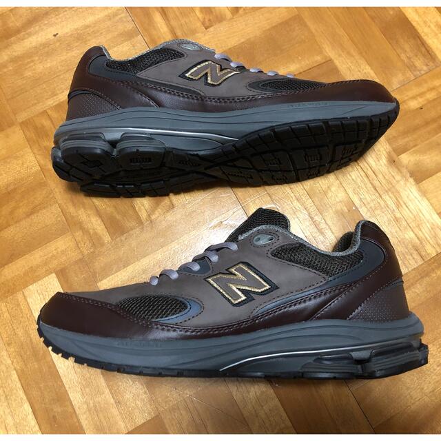 New Balance(ニューバランス)のニューバランス MW1501B1 27.0cm 2E（ダークブラウン） メンズの靴/シューズ(スニーカー)の商品写真