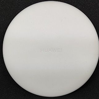 ファーウェイ(HUAWEI)のHUAWEI ワイヤレスチャージャー【中古】(バッテリー/充電器)