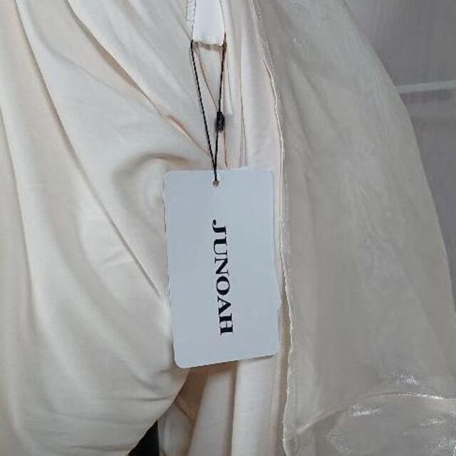 JUNOAH(ジュノア)のJUNOAH ロングフレアスカート ホワイト系 透け感 新品未使用 Free レディースのスカート(ひざ丈スカート)の商品写真
