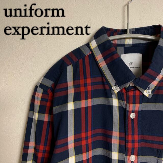 uniform experiment(ユニフォームエクスペリメント)の【美品】uniform experiment 星プリント　チェック　BDシャツ メンズのトップス(シャツ)の商品写真