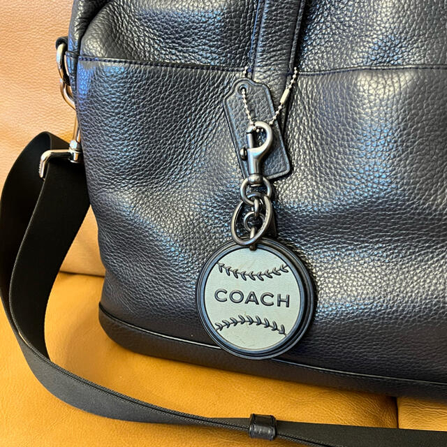 COACH(コーチ)のメガネ様専用　コーチ　キーホルダー付き　正規品　ビジネスバッグ　メンズバッグ　革 メンズのバッグ(ビジネスバッグ)の商品写真
