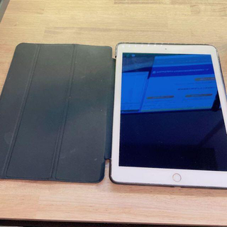 Apple - 超美品　iPad Air IPAD AIR 2 WI-FI 　キーボード付