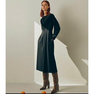 ルシェルブルー(LE CIEL BLEU)のルシェルブルー　V-line Lace Dress(ロングワンピース/マキシワンピース)
