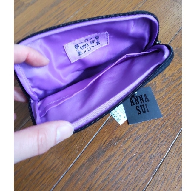 ANNA SUI(アナスイ)のANNA SUI/アナスイ　ポーチ　新品未使用 レディースのファッション小物(ポーチ)の商品写真