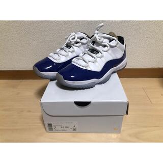 ナイキ(NIKE)のnike air jordan 11 retro low 24 us7 ホワイト(スニーカー)