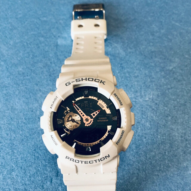 G-SHOCK(ジーショック)のMaki  様専用商品❗️G-SHOCK GA-110RGデジ 白 White メンズの時計(腕時計(デジタル))の商品写真