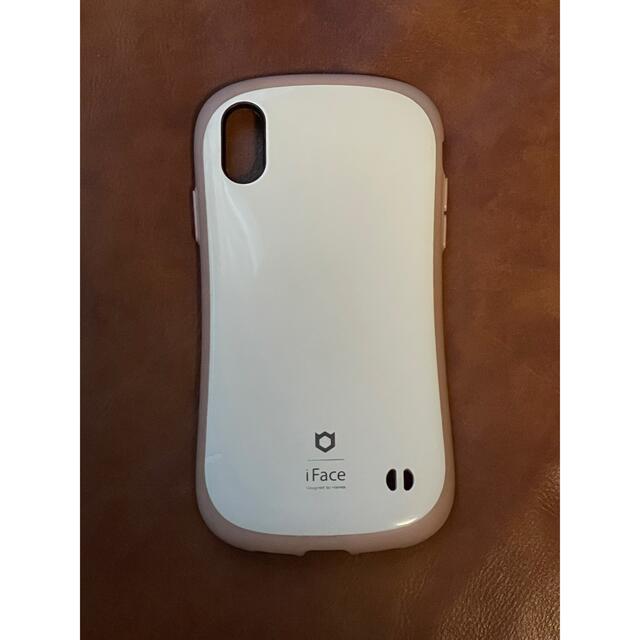 Apple(アップル)のiPhone XR White 128 GB SIMフリー スマホ/家電/カメラのスマートフォン/携帯電話(スマートフォン本体)の商品写真
