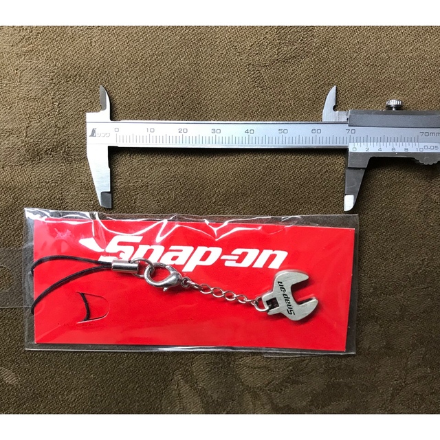 【入手困難品】Snap-on  メタルミニスパナ  ストラップ エンタメ/ホビーのアニメグッズ(ストラップ)の商品写真