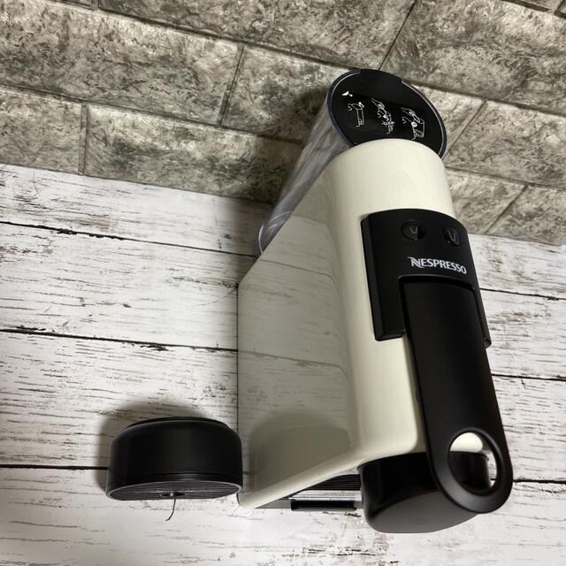 新品、未使用】NESPRESSO ESSENZA MINI コーヒーメーカー NESPRESSO ESSENZA MINI 新品未使用