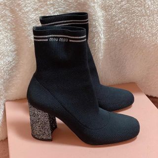 ミュウミュウ 靴下 ブーツ(レディース)の通販 21点 | miumiuの
