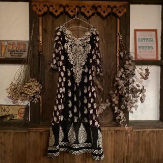 ＊vintage・india総刺繍ペイズリークルタドレスワンピース(ロングワンピース/マキシワンピース)