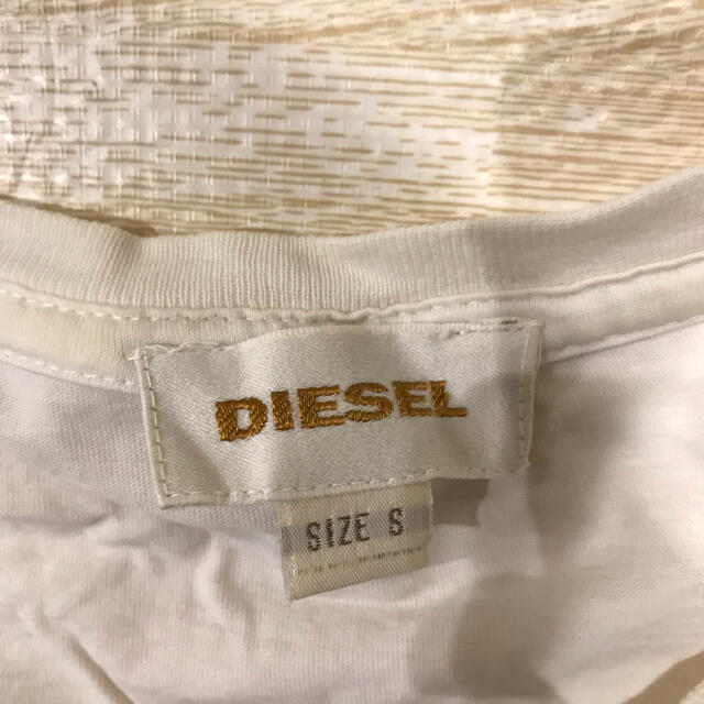 DIESEL(ディーゼル)のDISEL サイズS メンズのトップス(Tシャツ/カットソー(半袖/袖なし))の商品写真