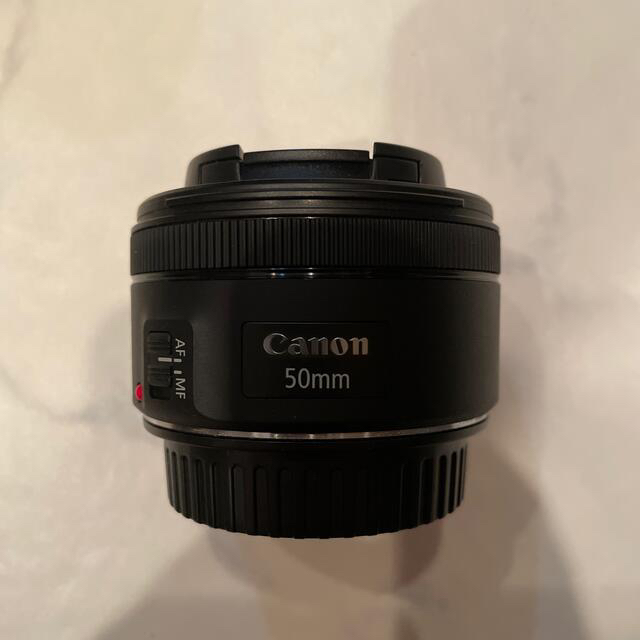 Canon(キヤノン)のCanon EOS 8000D  スマホ/家電/カメラのカメラ(デジタル一眼)の商品写真