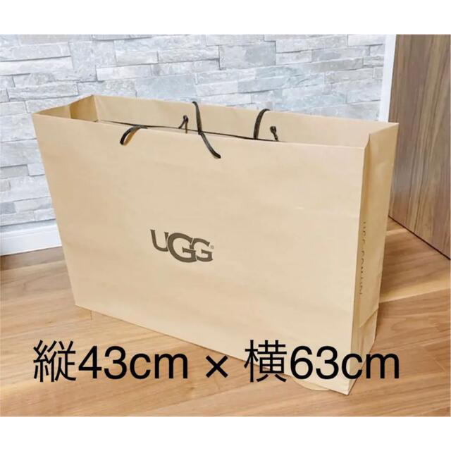 UGG(アグ)の【即日発送可能】UGG ショップ袋　特大サイズ　 レディースのバッグ(ショップ袋)の商品写真