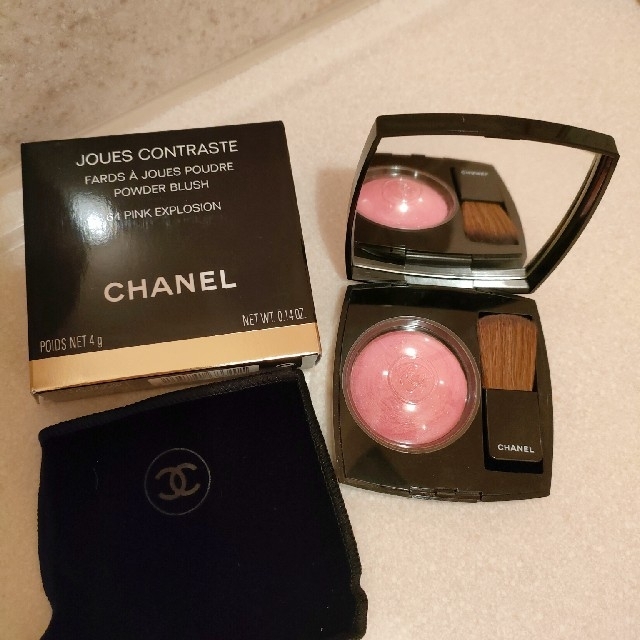 CHANEL(シャネル)のCHANEL　コントゥラスト　チーク　64 コスメ/美容のベースメイク/化粧品(チーク)の商品写真