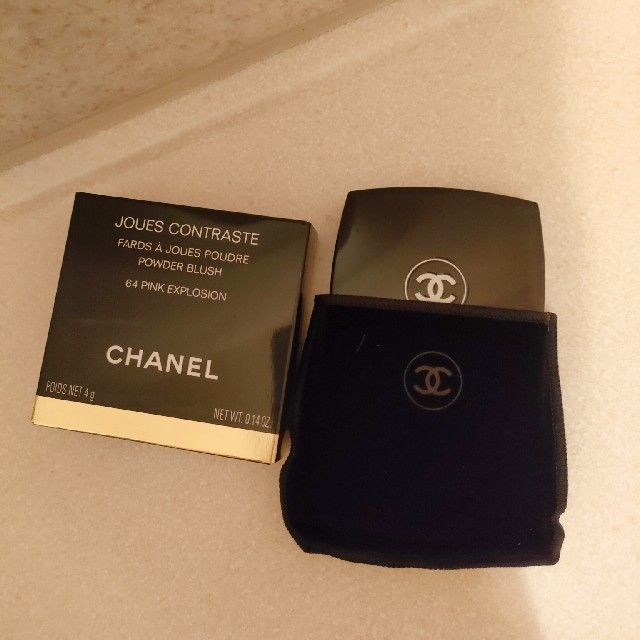CHANEL(シャネル)のCHANEL　コントゥラスト　チーク　64 コスメ/美容のベースメイク/化粧品(チーク)の商品写真