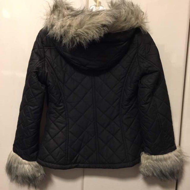 UNIQLO(ユニクロ)の♡美品♡ユニクロ ファー付きキルティングコート レディースのジャケット/アウター(毛皮/ファーコート)の商品写真