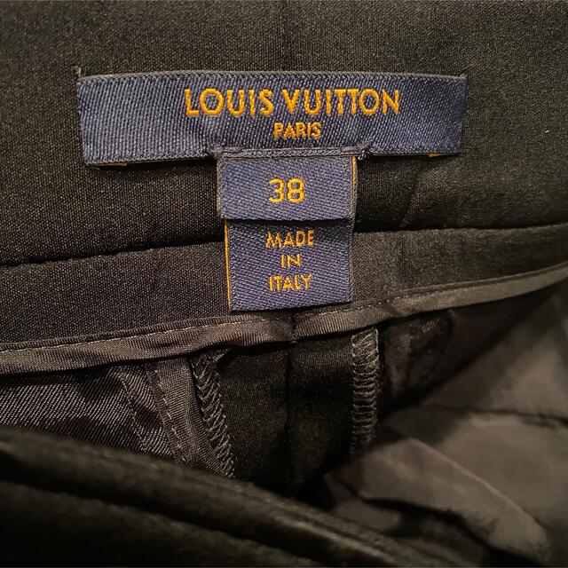 LOUIS VUITTON - 21SS⭐︎ LV モノグラムディテールカーゴパンツ LOUIS VUITTON - 21SS⭐︎ LV モノグラムディテールカーゴパンツ