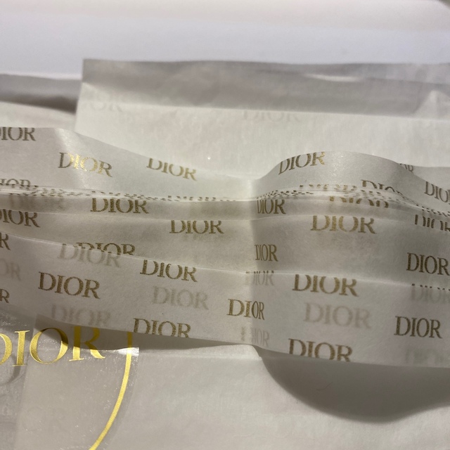 Dior(ディオール)のディオール プレゼント用 ギフトボックス リボン付 インテリア/住まい/日用品のオフィス用品(ラッピング/包装)の商品写真