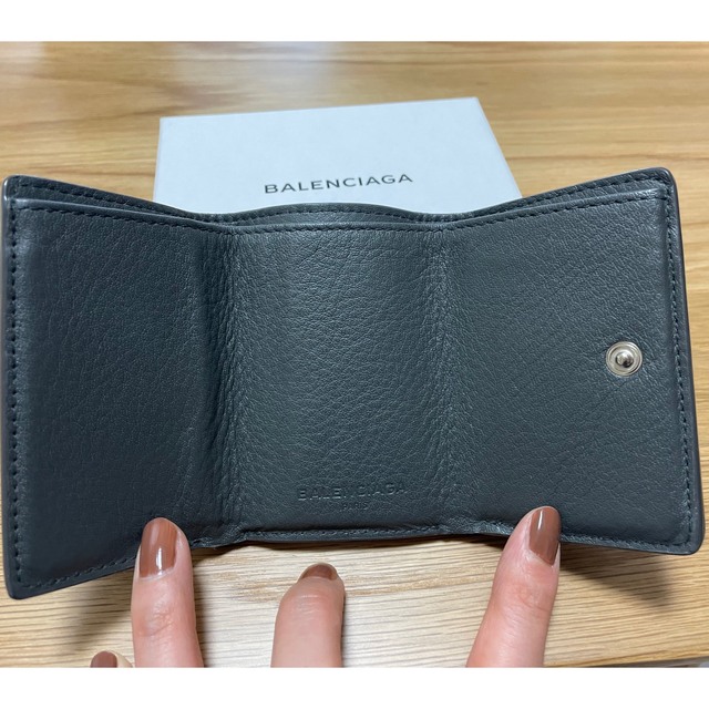 Balenciaga(バレンシアガ)のBALENCIAGA 財布　ペーパーミニウォレット レディースのファッション小物(財布)の商品写真