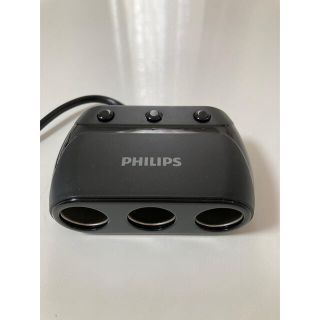 フィリップス(PHILIPS)の【フィリップス】3連シガーソケット・USB付き(急速充電可)(車内アクセサリ)