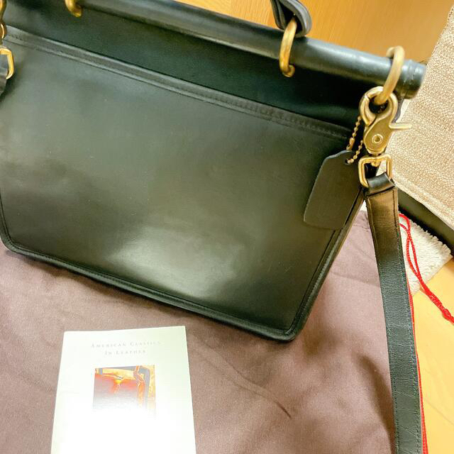 COACH(コーチ)の新品同様 USA製 オールドコーチ ショルダーバッグ ブラック 2way レディースのバッグ(ショルダーバッグ)の商品写真